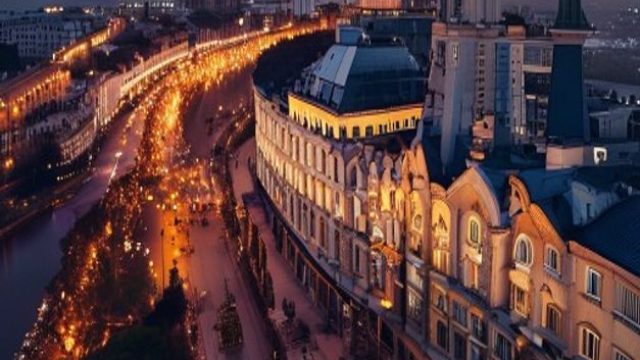 Ukraine Escalates Offensive with Strategic Strikes on Crimea Infrastructure